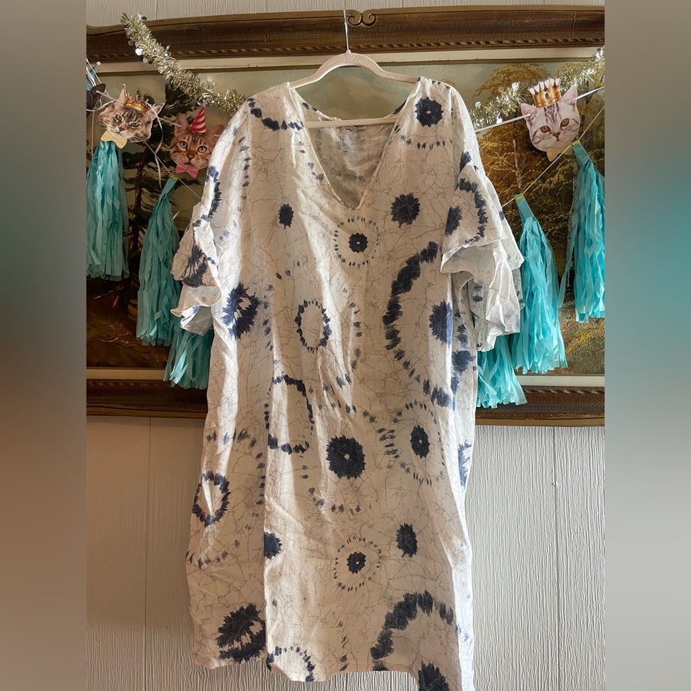 Via Signoria Tie-Dye V-Neck Ruffle Sleeve Linen Dress. Size 3X. Like New.